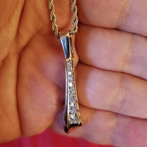 SALE! 💥DESIGNER ART DECO 14K DIAMOND PENDANT - Picture 5 of 9